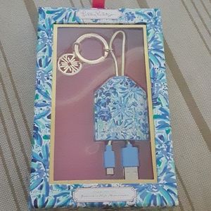 Brand new! Lilly Pulitzer Charging Tag